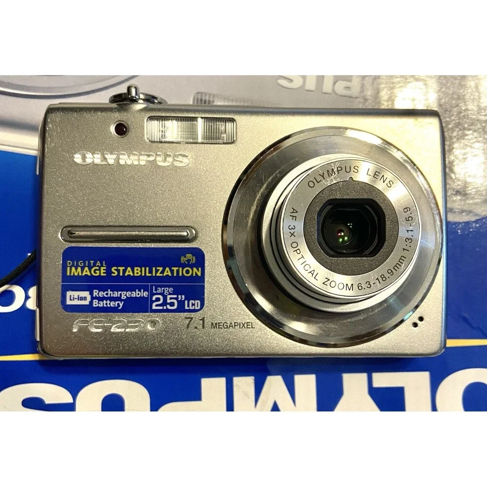 Olympus Digital Camera Battery Charger 3X Zoom 7.1MP FE-230 512mb SD 2.5